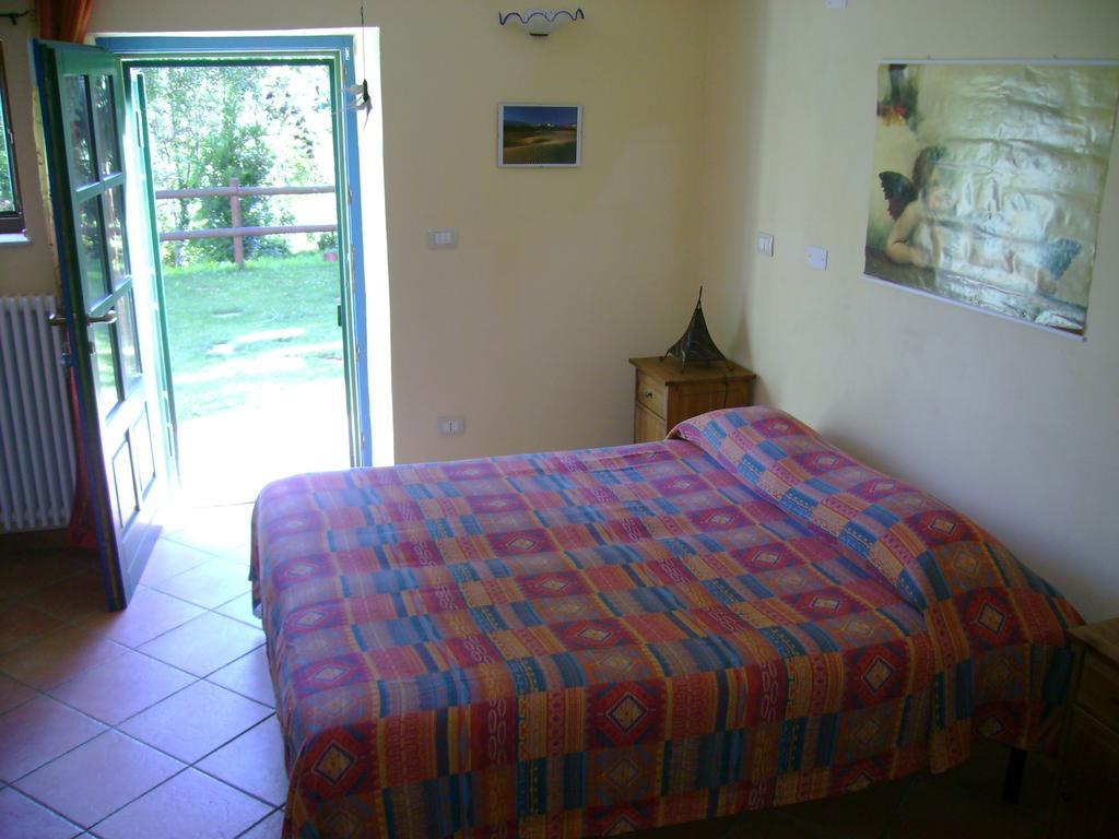 B&B Locanda Della Sesta Felicita Vaglio Serra Bagian luar foto