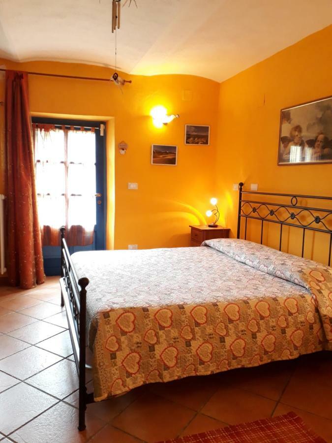 B&B Locanda Della Sesta Felicita Vaglio Serra Bagian luar foto