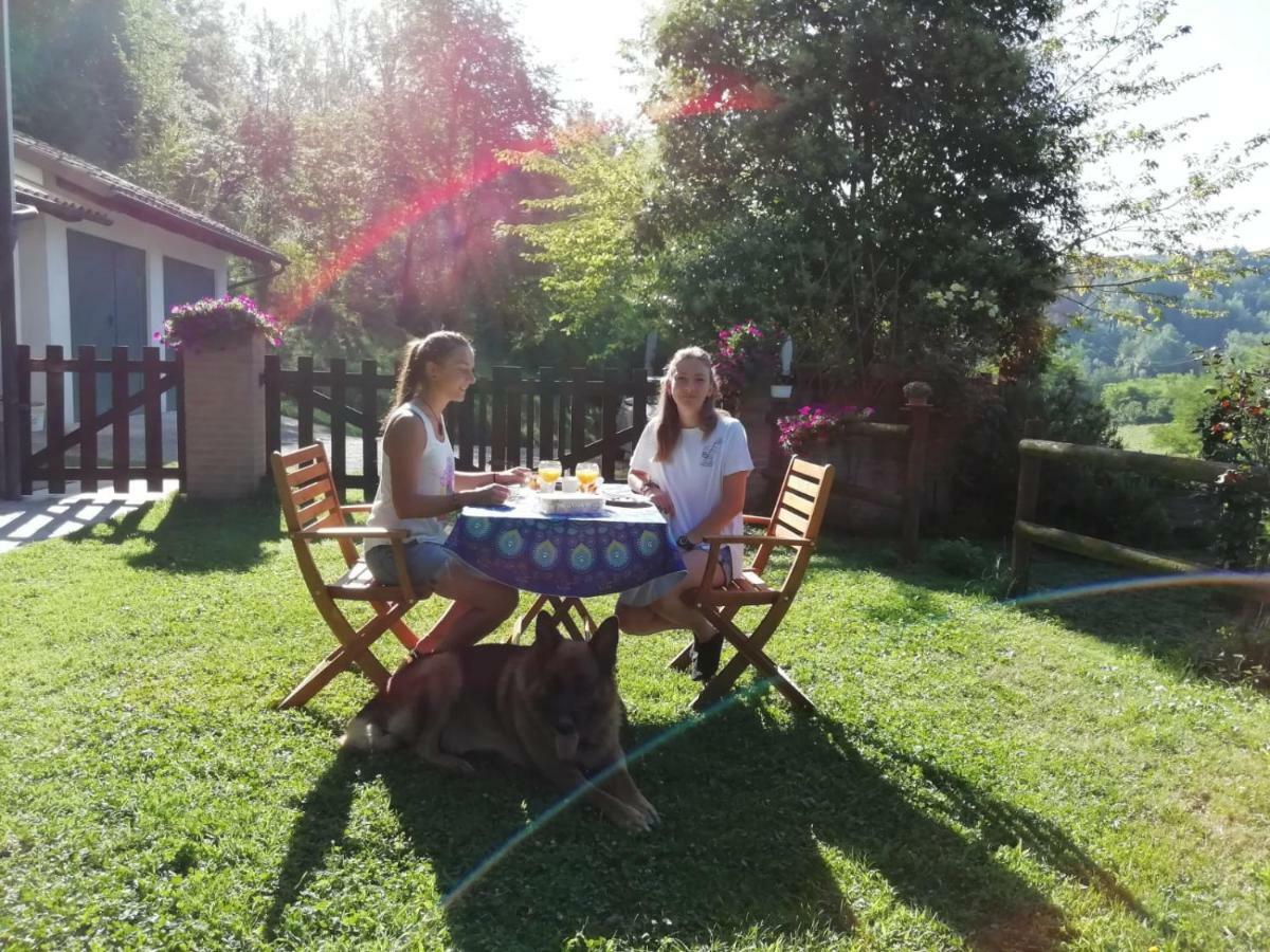 B&B Locanda Della Sesta Felicita Vaglio Serra Bagian luar foto